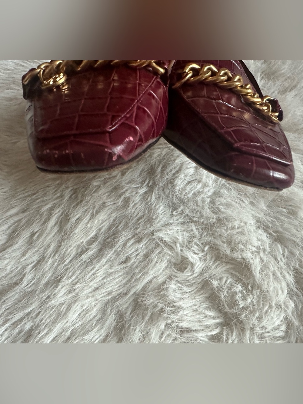 Tory Burch Benton charm Burgundy Croc-Embossed Slingback Loafers With Gold Chain - Picture 10 of 16